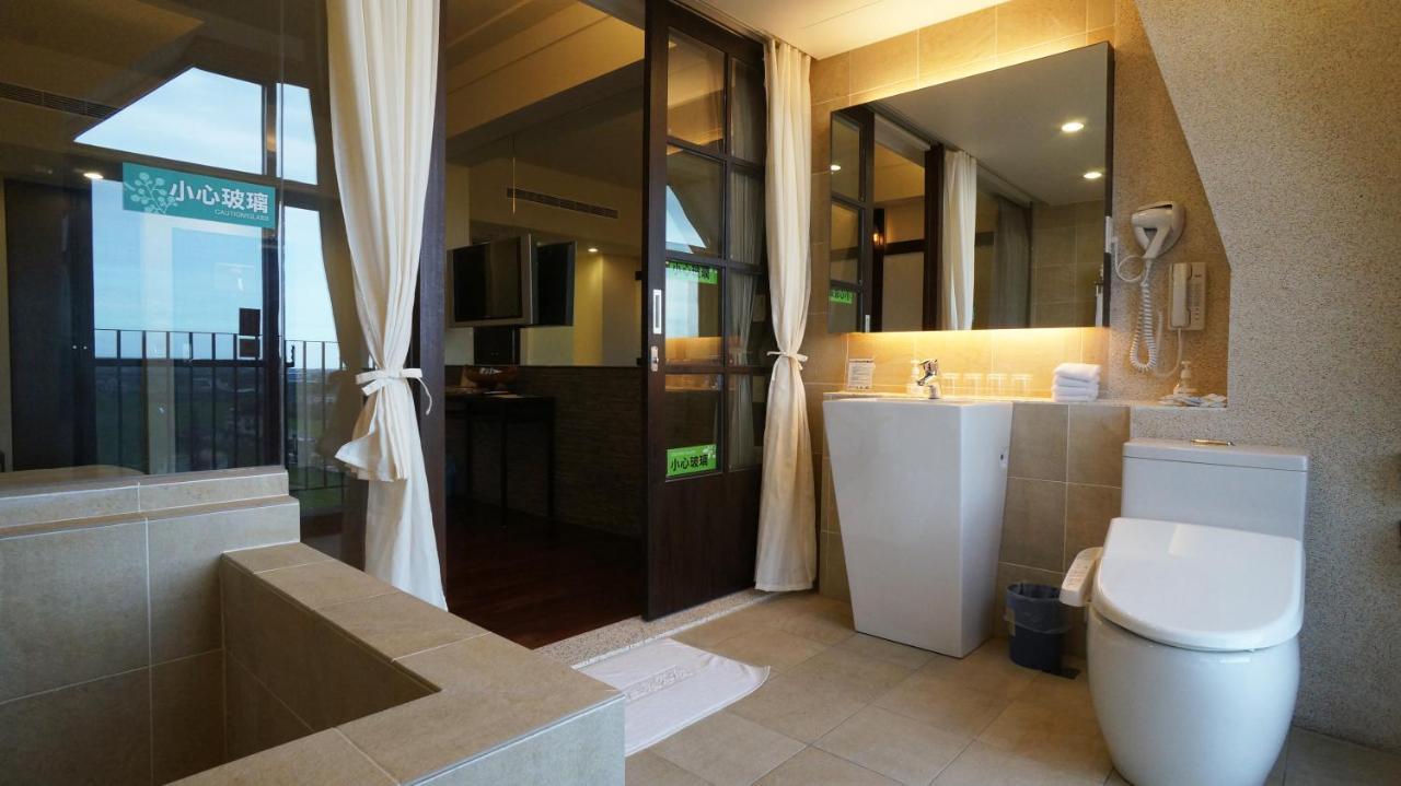 Hotel Les Champs Джиаоси Екстериор снимка