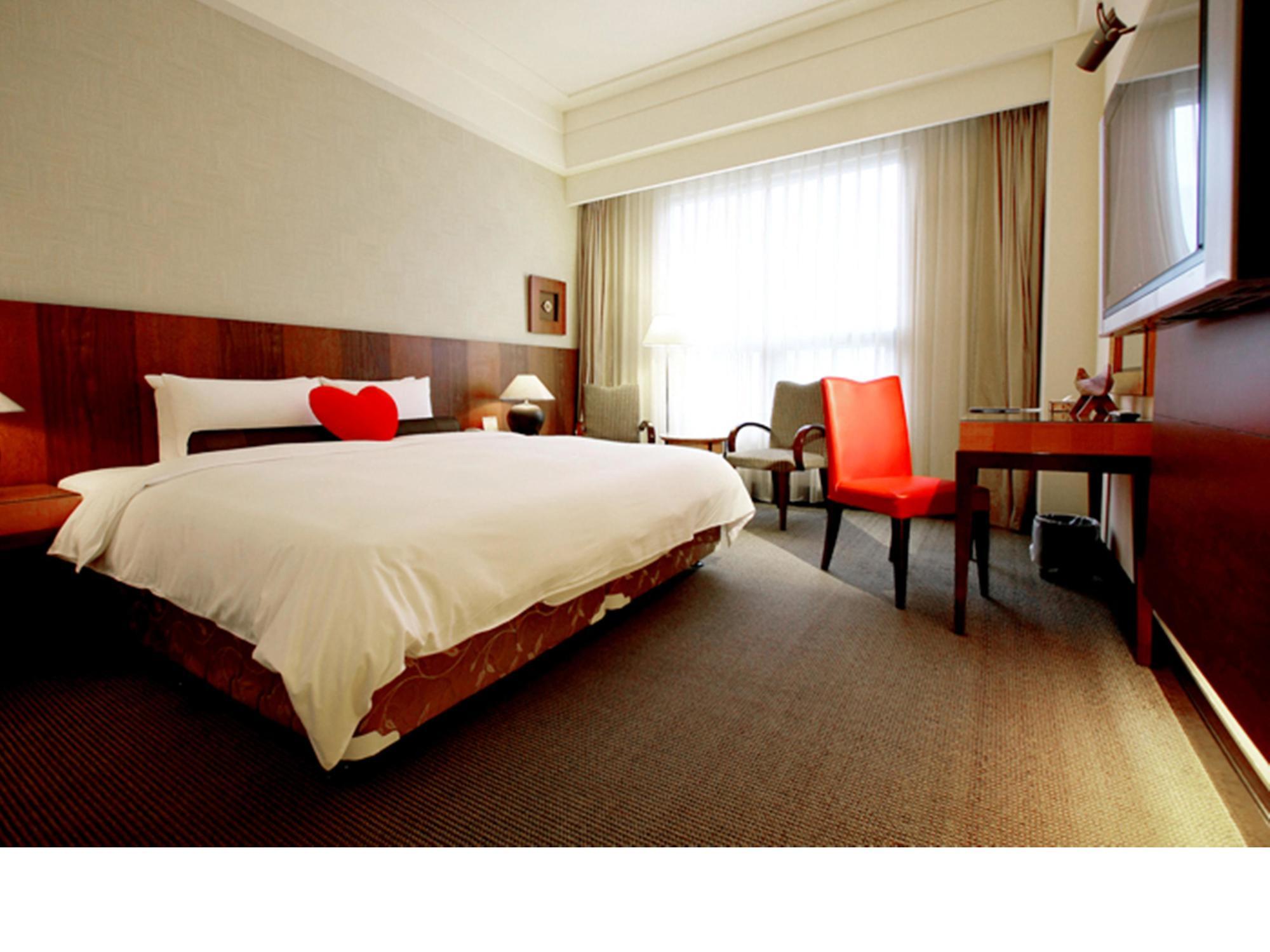 Hotel Les Champs Джиаоси Екстериор снимка
