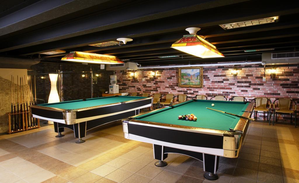 Hotel Les Champs Джиаоси Екстериор снимка