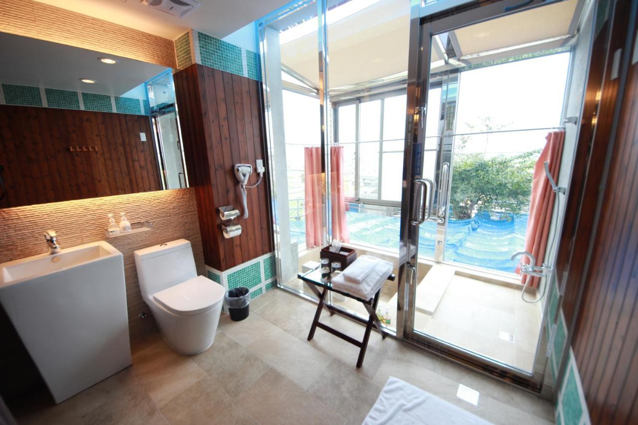 Hotel Les Champs Джиаоси Екстериор снимка